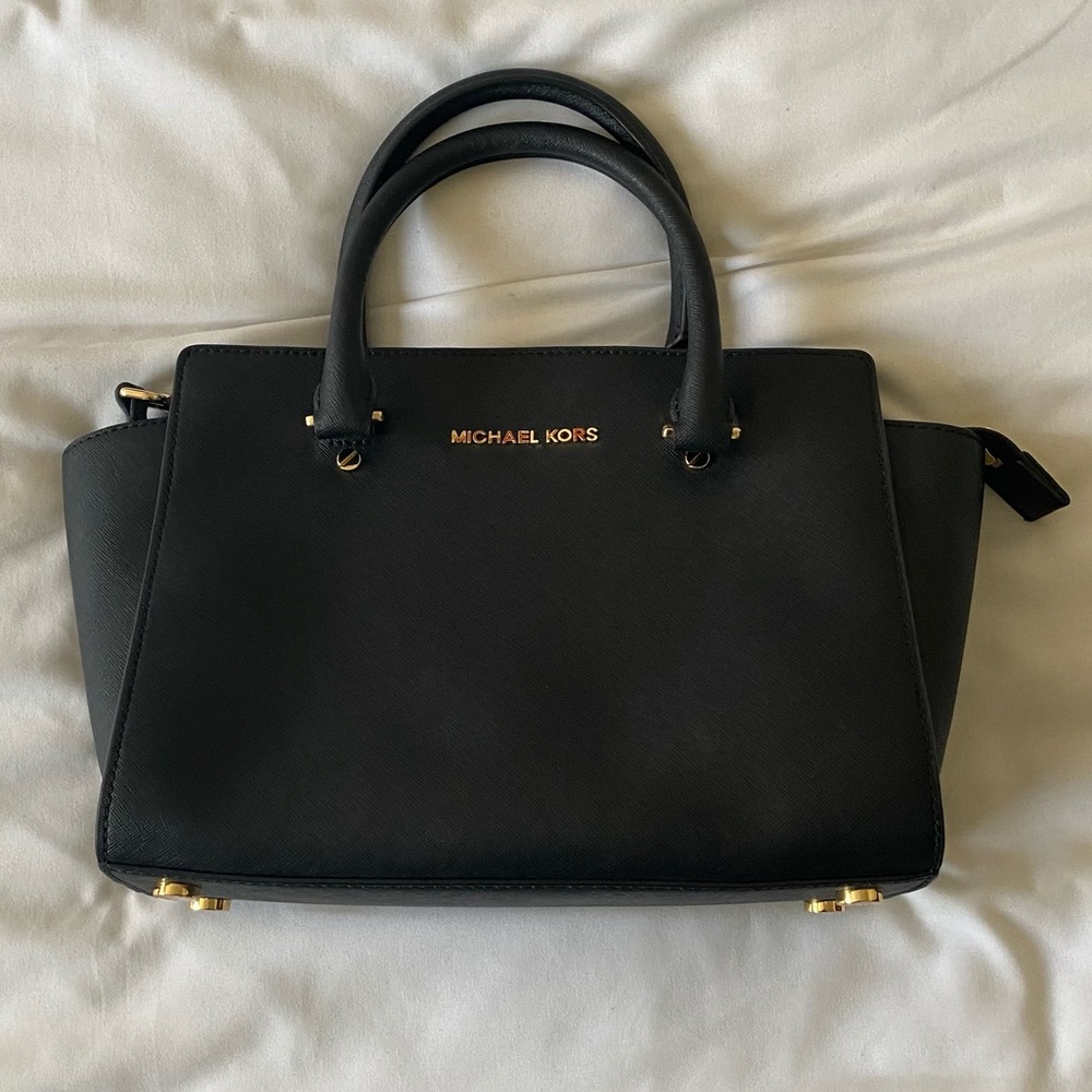 Michael Kors Selma Bag